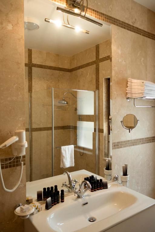 Виллы Oak Leaf Residences Свети-Стефан