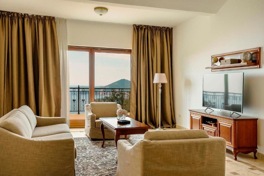 Виллы Oak Leaf Residences Свети-Стефан