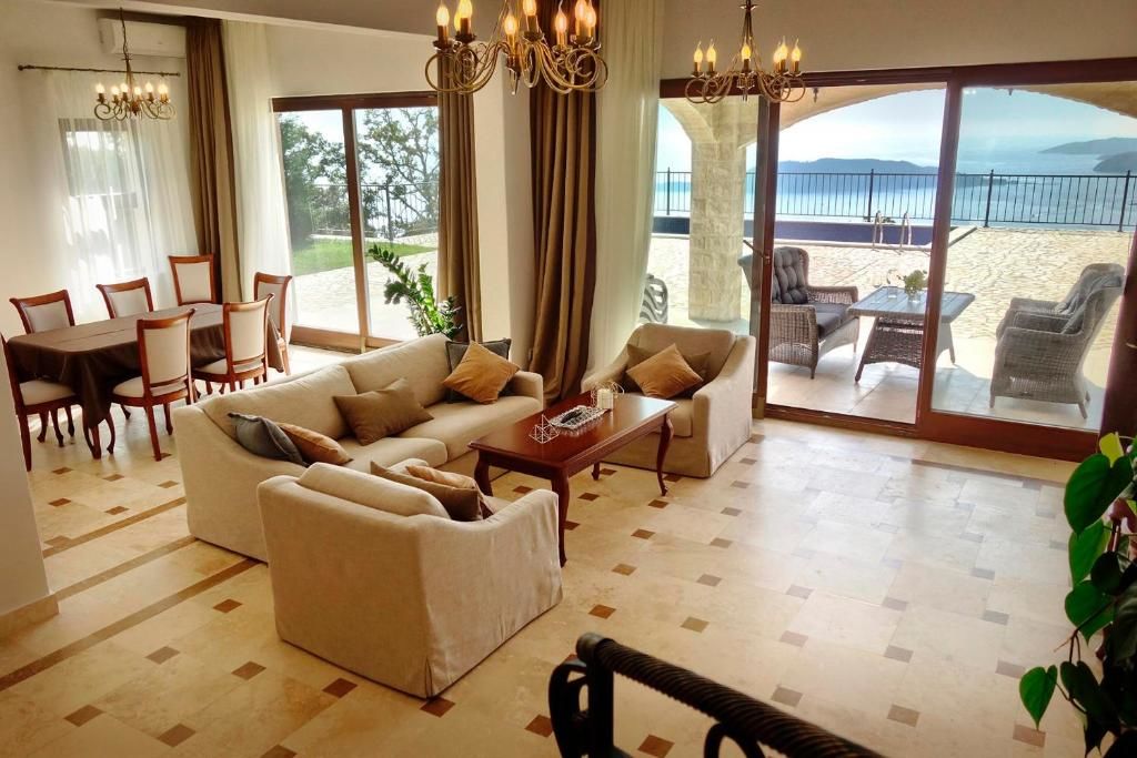 Виллы Oak Leaf Residences Свети-Стефан