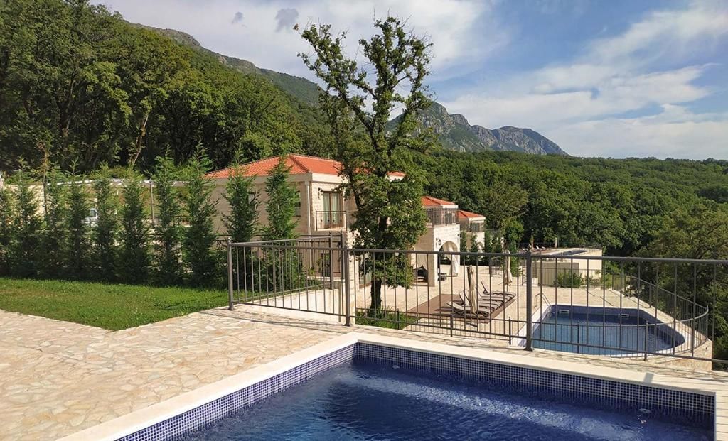 Виллы Oak Leaf Residences Свети-Стефан